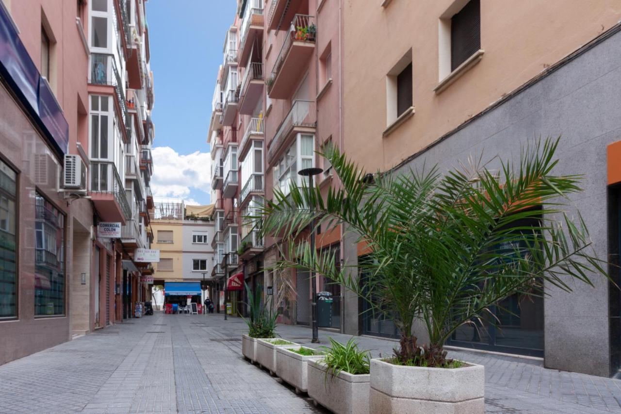Sea & Wave Soho Family Apartment مالقة المظهر الخارجي الصورة
